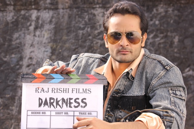Behind the scenes of The Darkness, photograph 30