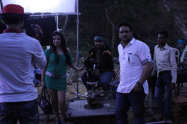 Behind the scenes of The Darkness, photograph 43